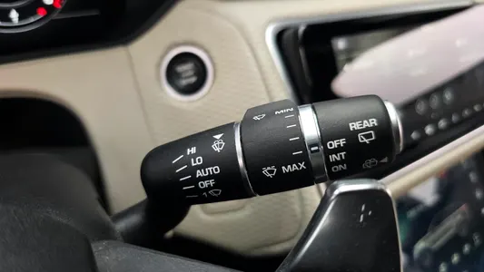 Land Rover 레인지로버 벨라 3.0 D300 R- SE 2017 27