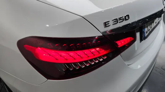 Mercedes-Benz E-Class W213 E350 4MATIC AMG Line 2020 23