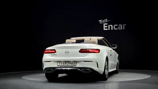 Mercedes-Benz E-Class W213 E220d 2018 4