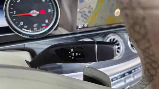 Mercedes-Benz E-Class W213 E220d 2018 9