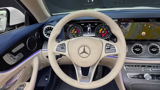 Mercedes-Benz E-Class W213 E220d 2018 13