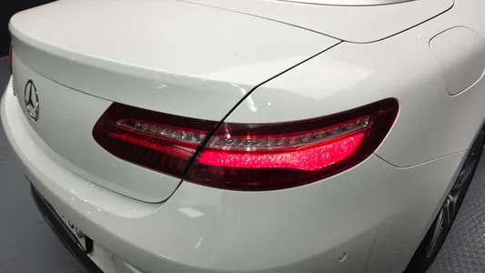 Mercedes-Benz E-Class W213 E220d 2018 23