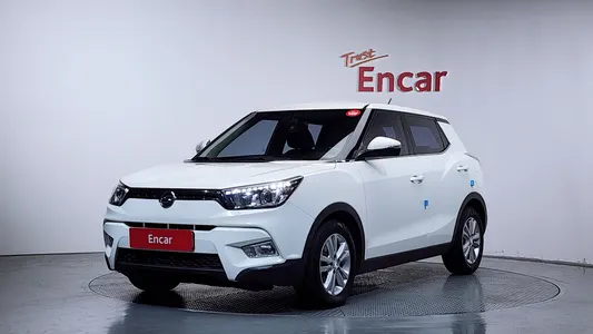 KG Mobility Tivoli VX 2WD 2015