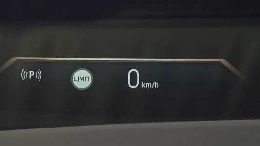 BMW 7 Series (G70) 740i xDrive M 2025 17