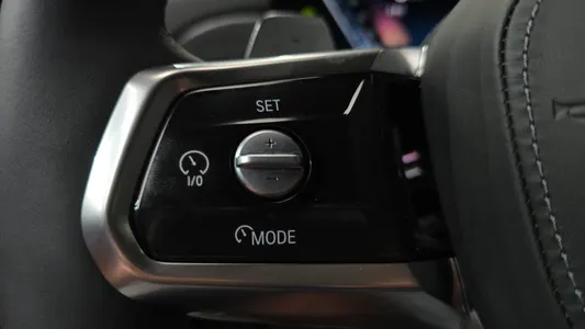 BMW 7 Series (G70) 740i xDrive M 2025 27