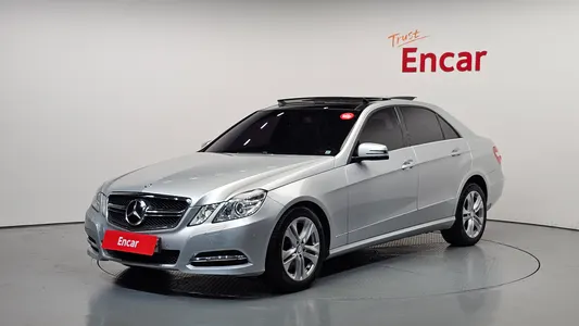 Mercedes-Benz E-Class W212 E300 2011