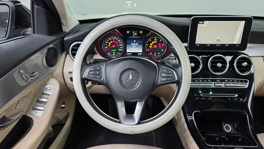 Mercedes-Benz C-Class W205 C220 d 2016 13