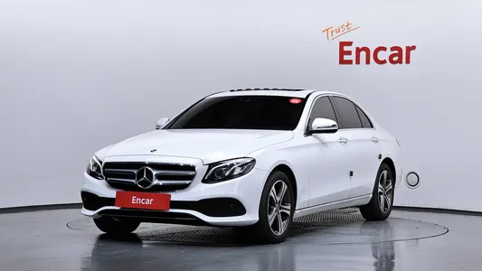 Mercedes-Benz E-Class W213 E220d 2019