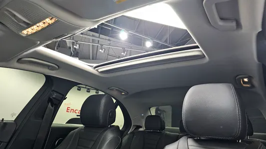 Mercedes-Benz E-Class W213 E220d 2019 16