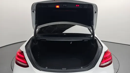 Mercedes-Benz E-Class W213 E220d 2019 18