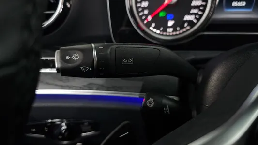Mercedes-Benz E-Class W213 E220d 2019 29