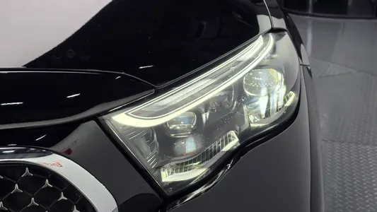 Mercedes-Benz E-Class W214 E300 4MATIC AMG Line 2024 22