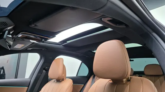 Mercedes-Benz E-Class W214 E300 4MATIC AMG Line 2024 30
