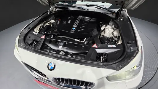 BMW 5 Series GT (F07) GT ED Edition 2013 6