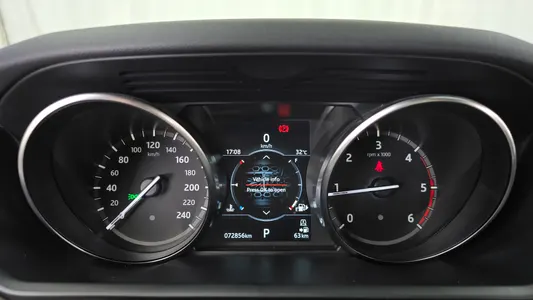 Land Rover 5 2.0 SD4 SE 2018 8