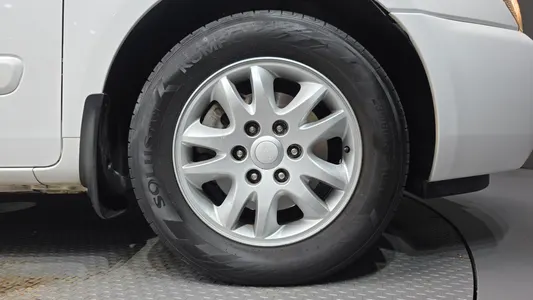 Kia R GLX 2012 5