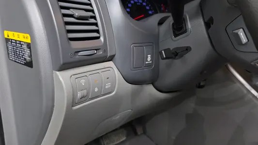 Kia R GLX 2012 12