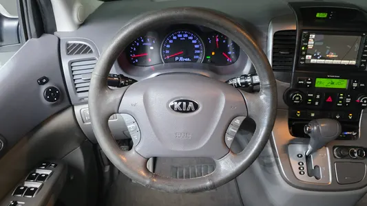 Kia R GLX 2012 13