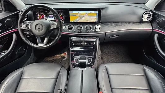 Mercedes-Benz E-Class W213 E220d 2017 7
