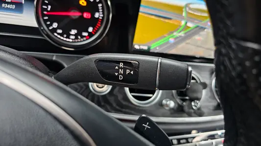 Mercedes-Benz E-Class W213 E220d 2017 9