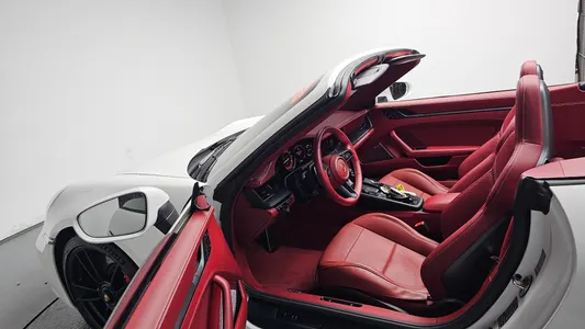 Porsche 911 (992) 4 GTS 2024 10