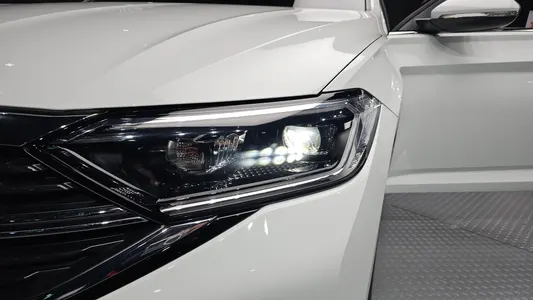Volkswagen 7 1.5 TSI 2022 22