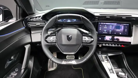 Peugeot 408 1.2 Pure Tech GT 2024 12