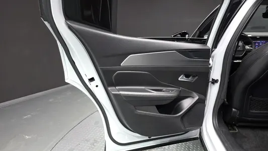 Peugeot 408 1.2 Pure Tech GT 2024 25