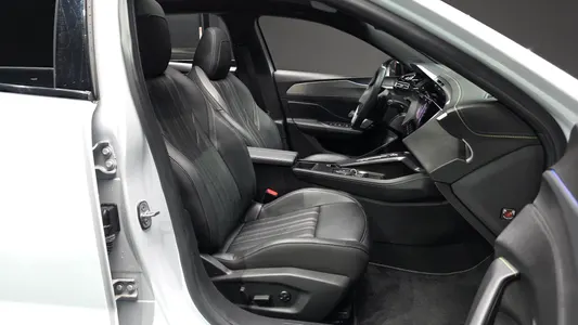 Peugeot 408 1.2 Pure Tech GT 2024 26