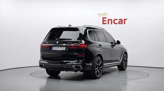 BMW X7 (G07) xDrive 40i M 6 2025 4