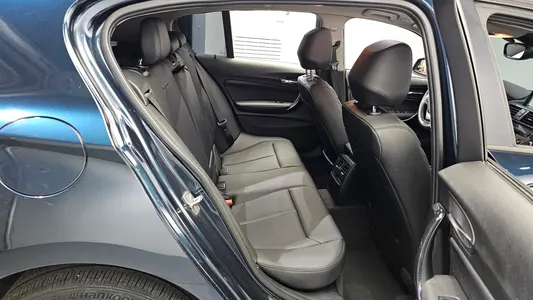 BMW 1 Series (F20) 118d 2 5 2014 11
