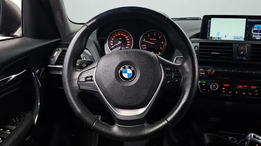BMW 1 Series (F20) 118d 2 5 2014 16