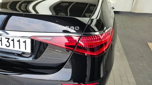 Mercedes-Benz S-Class W223 S580 4MATIC 2023 23