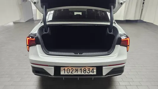 Kia K5 3 2.0 2025 14