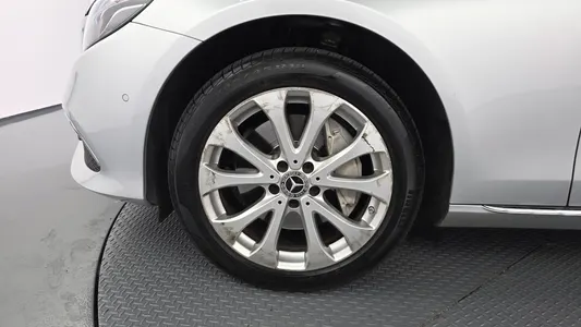 Mercedes-Benz E-Class W213 E300 4MATIC 2017 5