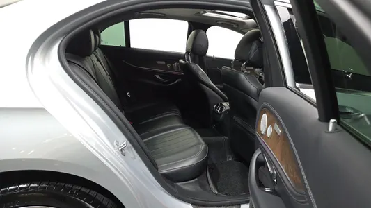 Mercedes-Benz E-Class W213 E300 4MATIC 2017 12