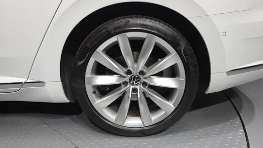 Volkswagen 아테온 2.0 TDI 2022 21