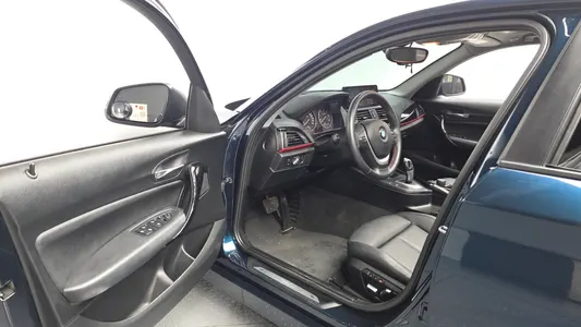 BMW 1 Series (F20) 118d 5 2017 10
