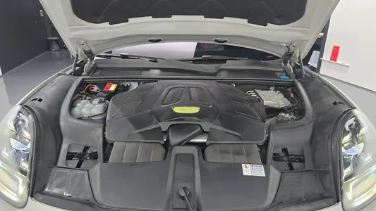 Porsche (PO536) 3.0 2021 6
