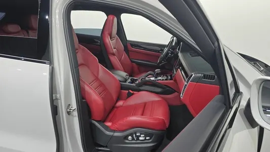 Porsche (PO536) 3.0 2021 26