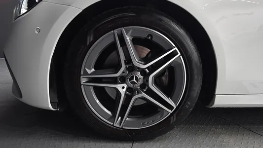 Mercedes-Benz E-Class W213 E250 AMG Line 2022 5