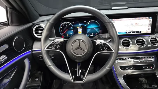 Mercedes-Benz E-Class W213 E250 AMG Line 2022 13