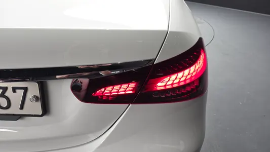 Mercedes-Benz E-Class W213 E250 AMG Line 2022 23