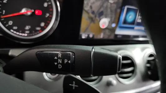 Mercedes-Benz E-Class W213 E200 2017 9
