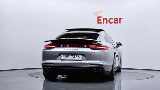 Porsche (971) 4.0 2018 4