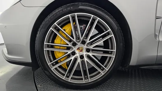 Porsche (971) 4.0 2018 5