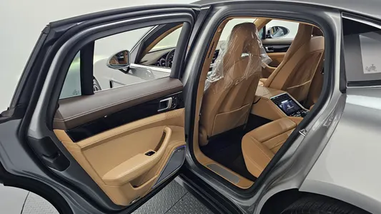 Porsche (971) 4.0 2018 12