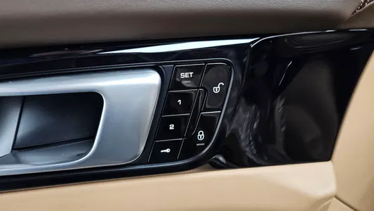Porsche (971) 4.0 2018 13