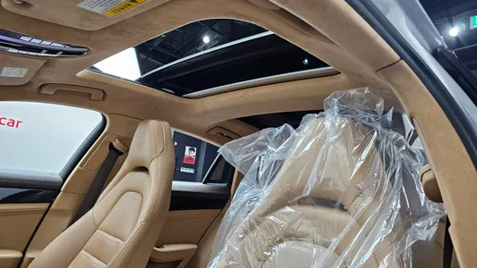 Porsche (971) 4.0 2018 18