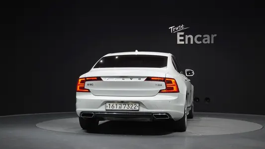 Volvo S90 T5 2020 4